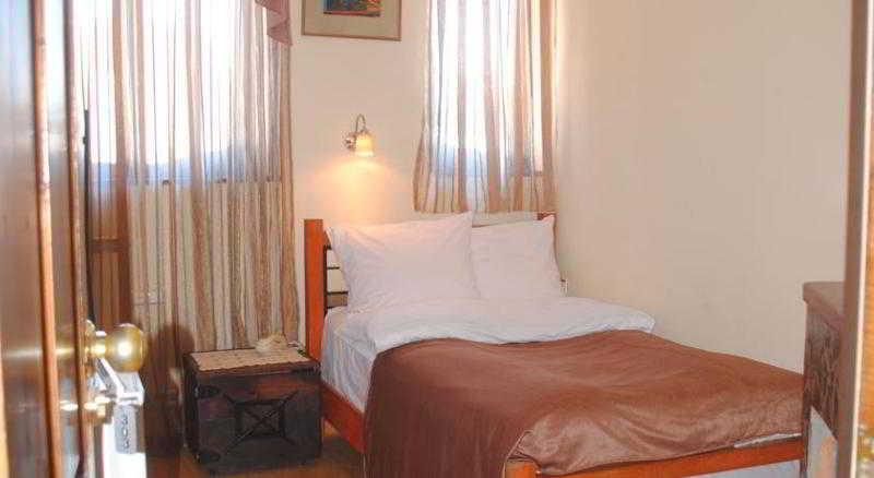 Classic Hotel Тбилиси Экстерьер фото